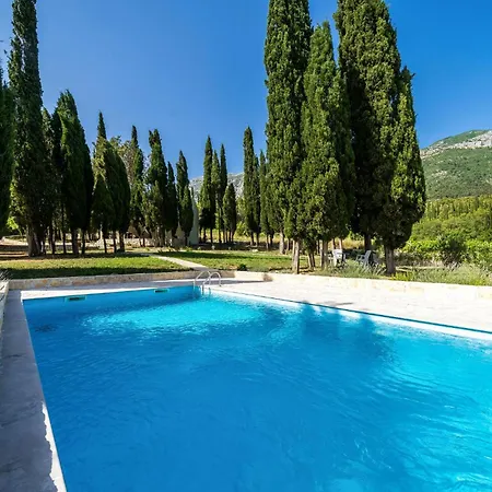 2 Bedroom Lovely In * Gruda